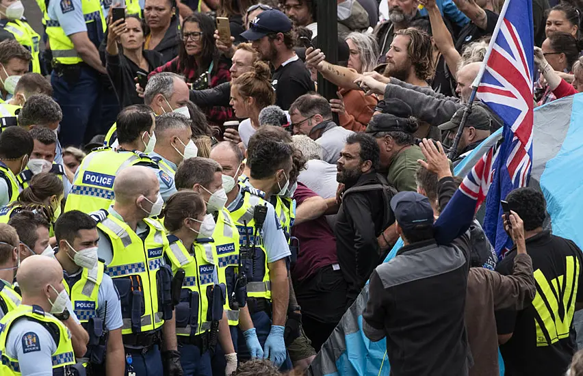 Police Arrest Convoy Protesters In New Zealand