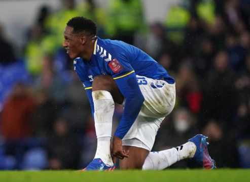 Everton Suffer More Defensive Woes With Yerry Mina Ruled Out For Two Months