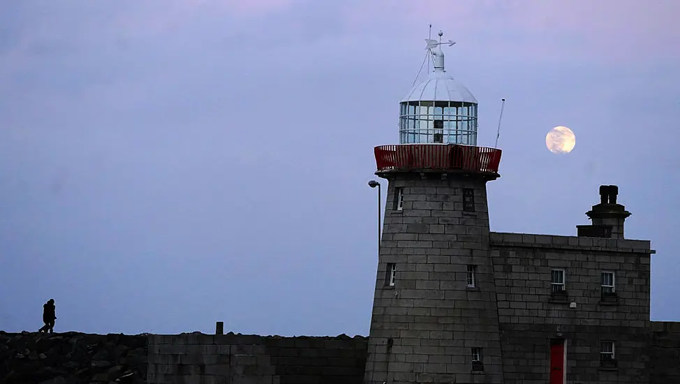 Storm Eunice To Be 'Short And Sharp' With Possibility Of Red Weather Warnings