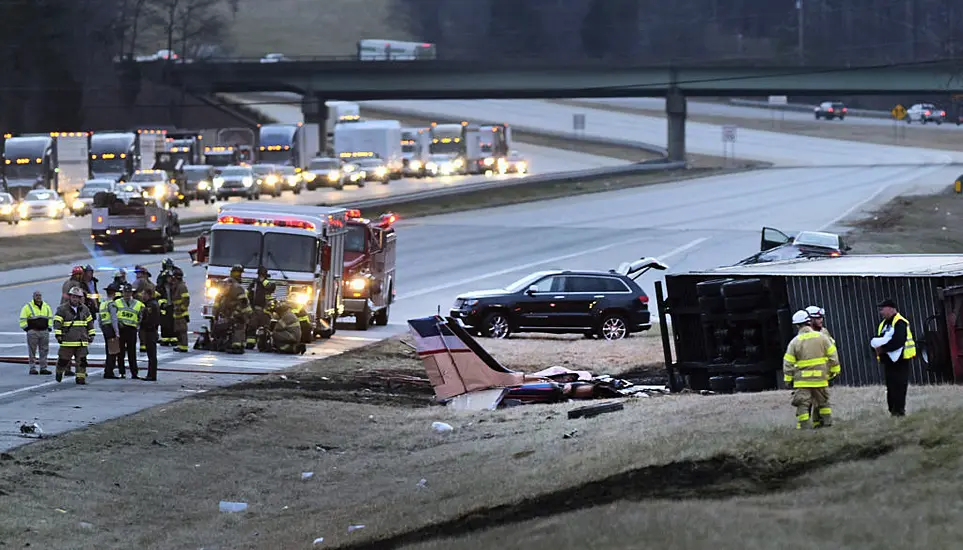 Plane Crashes Into Lorry On North Carolina Highway