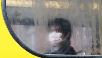 Return Of Face Masks On Public Transport 'Not Sufficient' To Cut Transmission - Immunologist