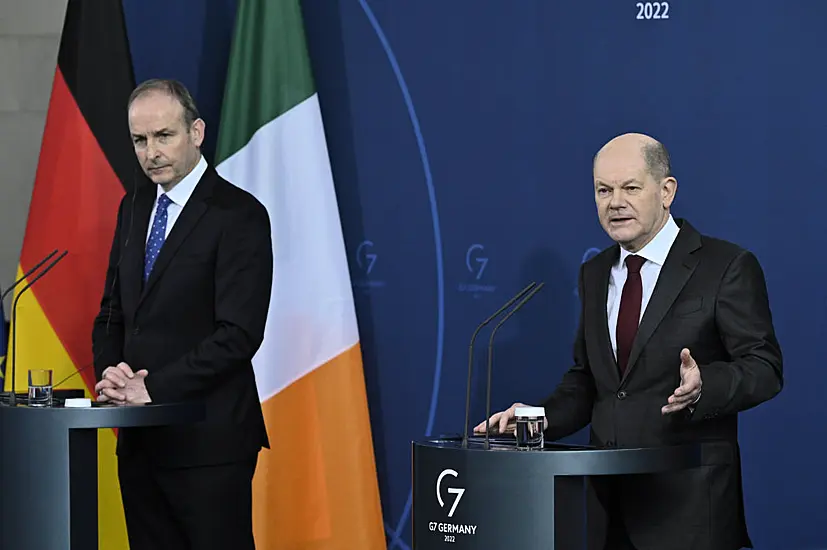 Taoiseach Calls On Putin To 'De-Escalate' And Withdraw Troops From Ukraine