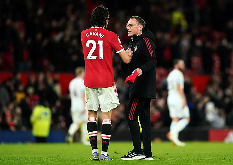 Manchester United Still Without Edinson Cavani For Atletico Madrid First Leg