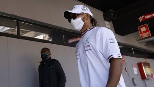Lewis Hamilton Calls For ‘Non-Biased’ Stewards In Formula One