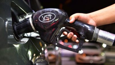 Government Set To Reduce Petrol And Diesel Cost By 15 To 20C