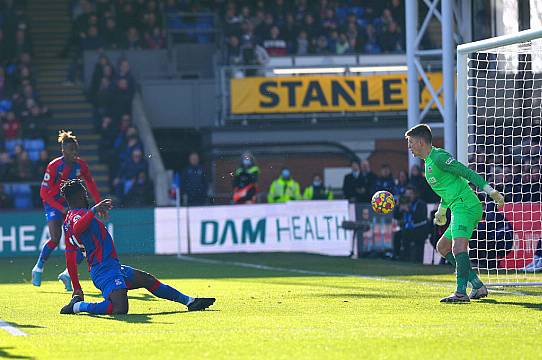 Crystal Palace And Burnley In Selhurst Park Stalemate