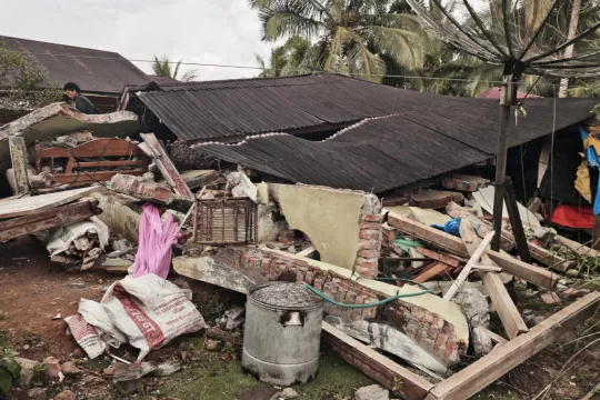 Death Toll From Indonesia Earthquake Rises To 11