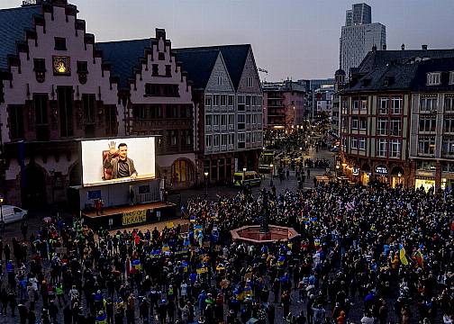 Zelenskiy Addresses Protesters Across Europe