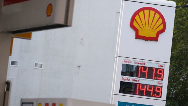 Shell Says ‘Sorry’ For Buying Russian Oil Last Week And Shuts Service Stations In Russia