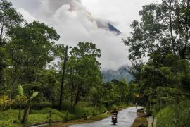 Hundreds Flee As Indonesian Volcano Erupts