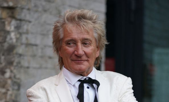 Rod Stewart Fills In Potholes Near His Home As ‘No-One Else Can Be Bothered’