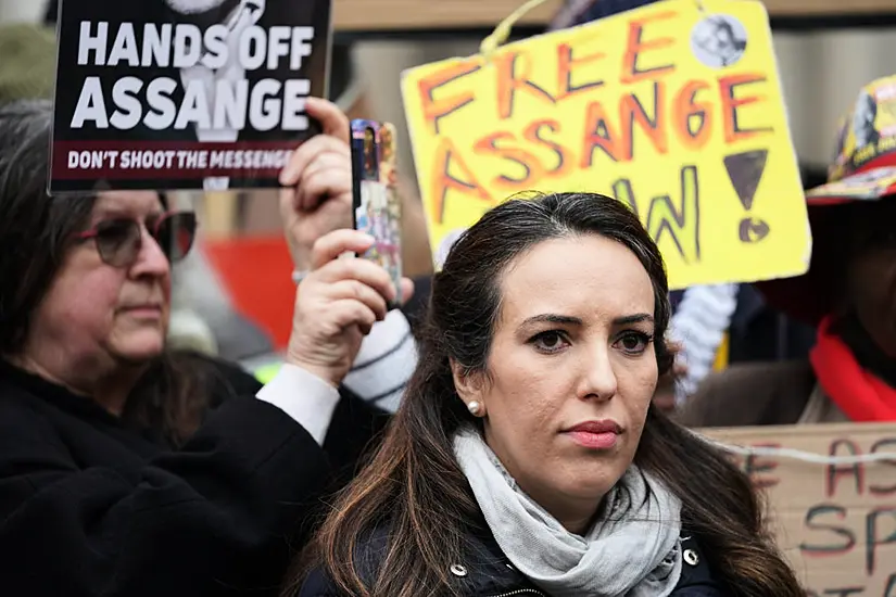 Julian Assange Allowed To Get Married In Prison