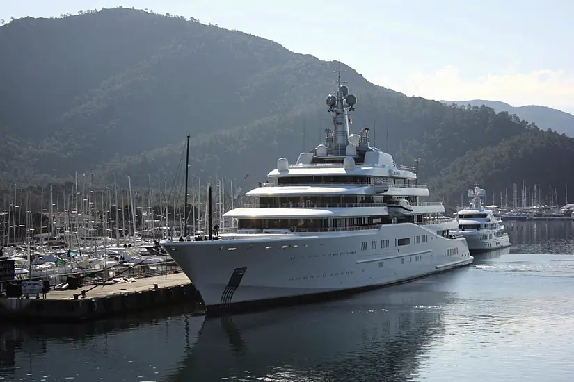 Chelsea Owner Abramovich’s Second Yacht Also Docks In Turkey