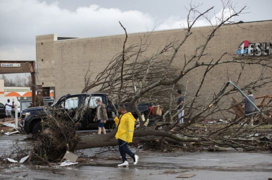 Storms Tear Into Texas And Oklahoma Then Move Into Deep South