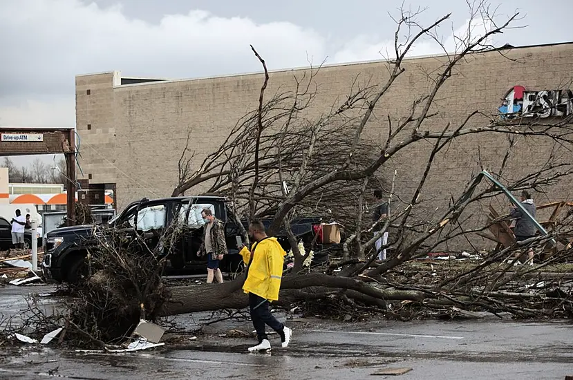 Storms Tear Into Texas And Oklahoma Then Move Into Deep South