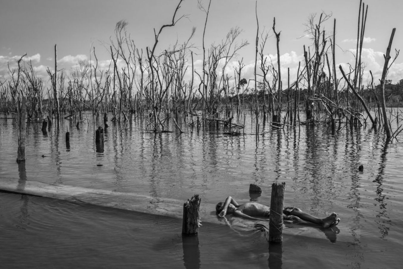 Amazonian Dystopia,
Lalo De Almeida, Brazil, For Folha De São Paulo/Panos Pictures