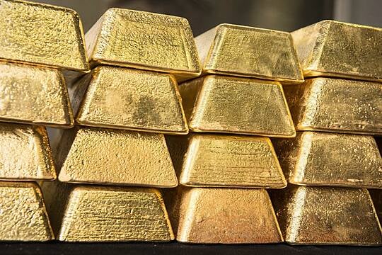 Russia’s Gold Stockpile Targeted In New G7 Sanctions