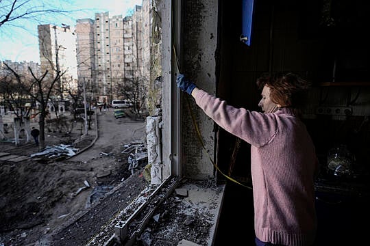 Russia Accused Of Taking Thousands From Mariupol To Use As ‘Hostages’