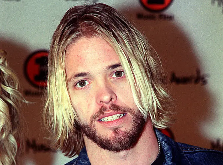 Foo Fighters Drummer Taylor Hawkins Dies Aged 50