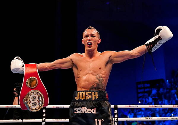 Laois Nationalist — Josh Warrington suffers broken jaw during title win over Kiko Martinez - Vimarsana News