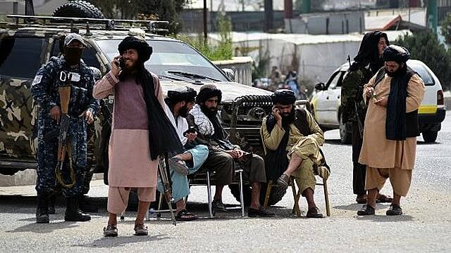 Taliban Bars Government Employees Without Beards From Work