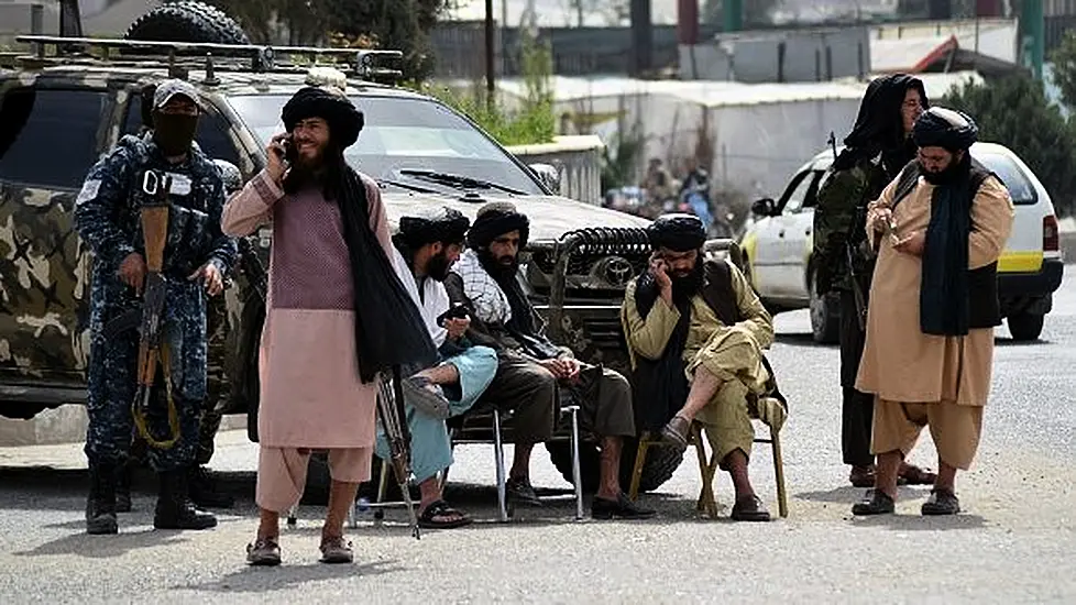 Taliban Bars Government Employees Without Beards From Work