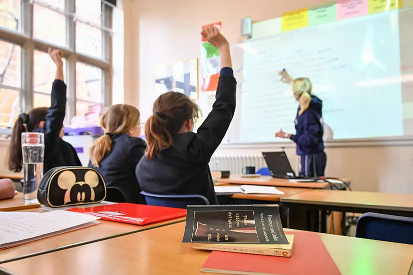 Irish Teaching Council Reviewing Fees For Ukrainian Teachers Following Concerns