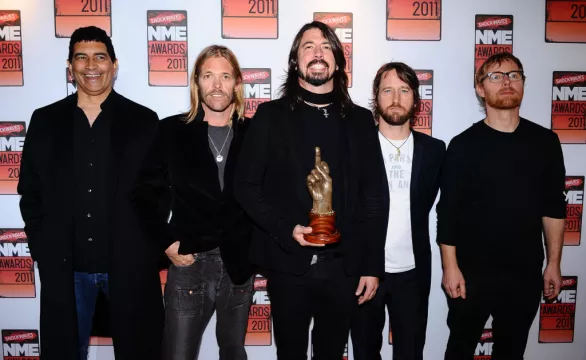 Foo Fighters Sweep Grammys Rock Categories Following Death Of Taylor Hawkins