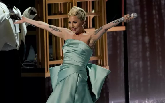 Lady Gaga Pays Emotional Tribute To Absent Tony Bennett At Grammys