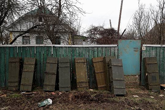 Russians Preparing For New Push As Ukraine Gathers Its Dead