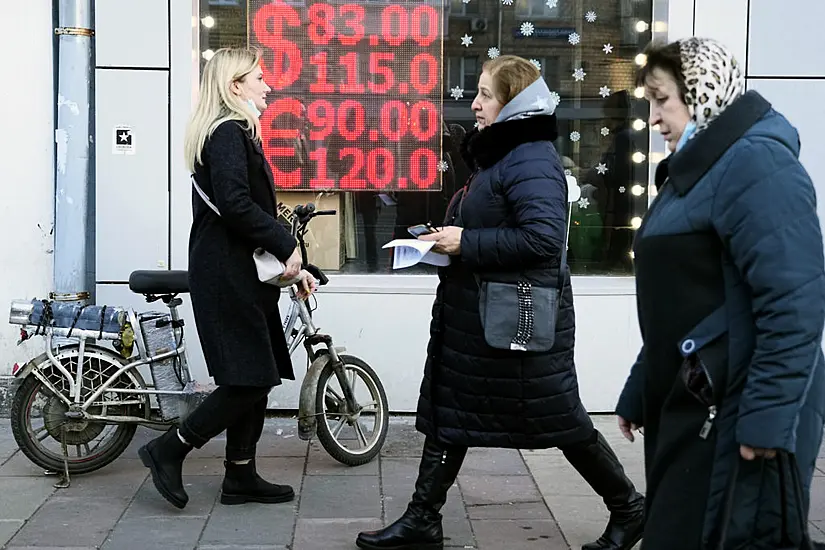 Credit Rating Downgrade Indicates Russia Heading For Historic Default