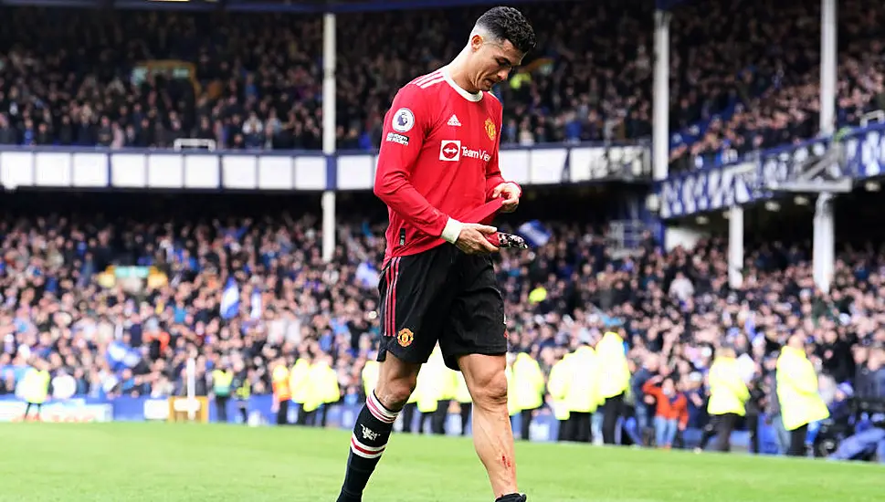 Cristiano Ronaldo Says Sorry Following Incident After Man Utd’s Loss At Everton