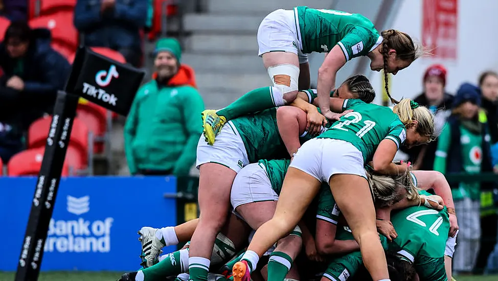 Ireland Earn Bonus Point Win Against Italy In Cork