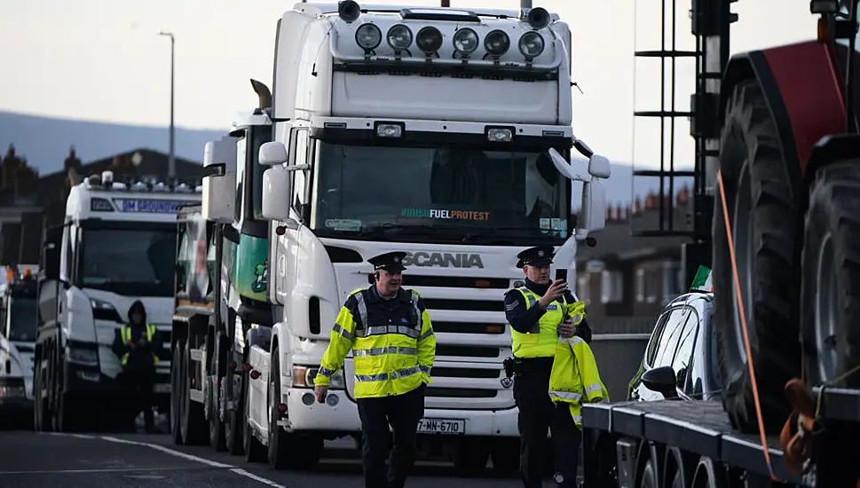 Roads Blocked In Dublin As Protesting Hauliers Threaten ‘Complete Lockdown’