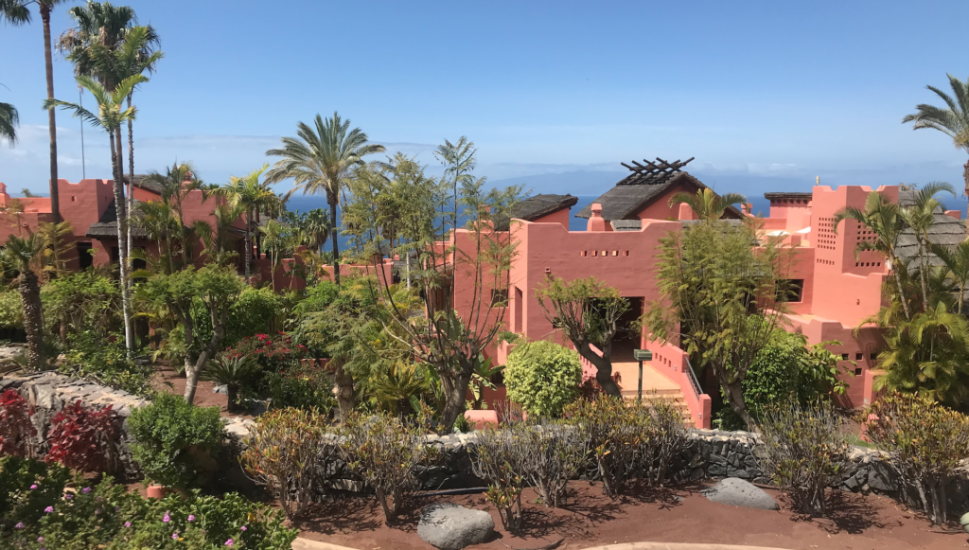 How To Have A High-End (Yet Affordable) Break In Tenerife
