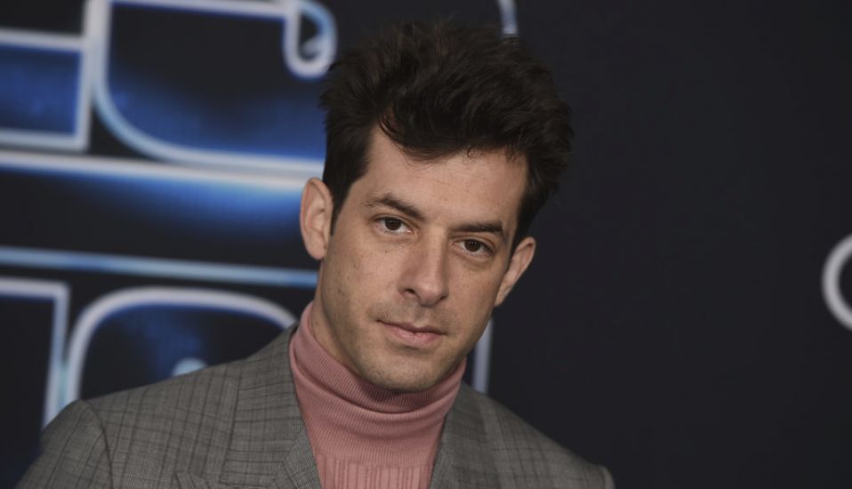 Mark Ronson To Remember Dj Life In New York In Upcoming Book