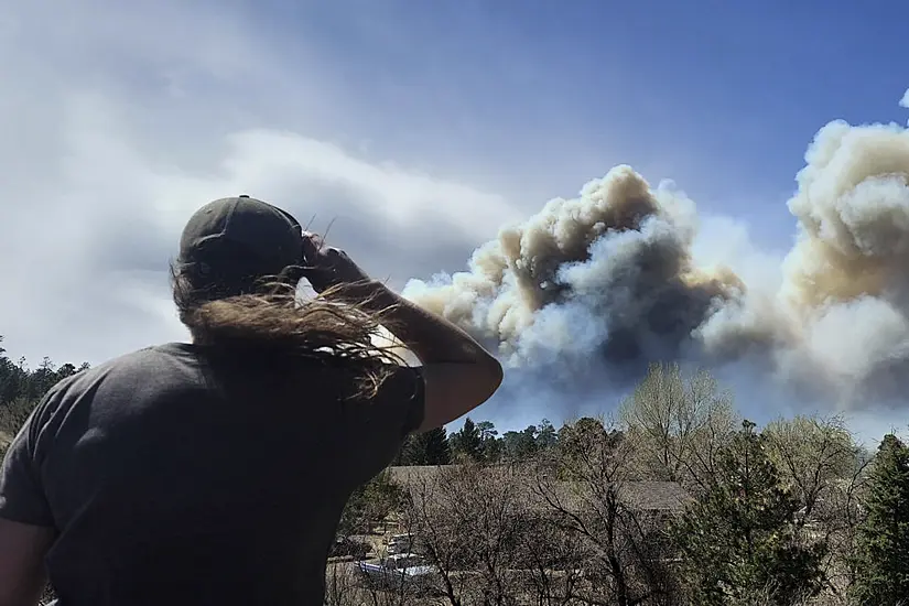 Wildfire In Arizona Prompts Evacuation Of More Than 700 Homes