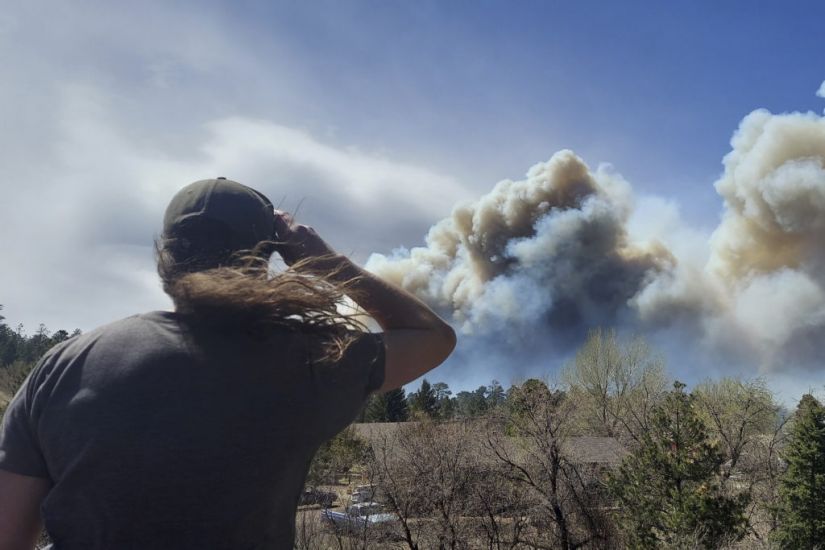 Wildfire In Arizona Prompts Evacuation Of More Than 700 Homes