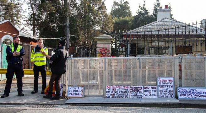 Gardaí Protecting Russian Embassy Should Be Deployed Elsewhere, Dáil Told