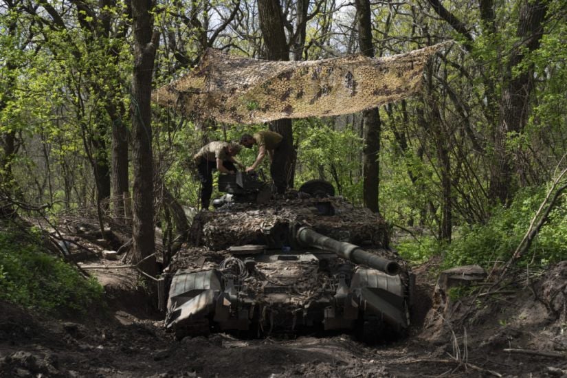 Russia Intensifies Attempts To Encircle Ukrainian Troops In The East