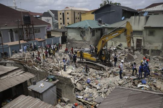 Five Dead As Building In Nigeria’s Commercial Hub Collapses