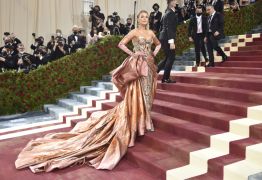 The Most Glamorous And Glittering Looks From The Met Gala Red Carpet