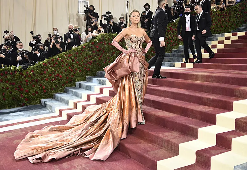 The Most Glamorous And Glittering Looks From The Met Gala Red Carpet