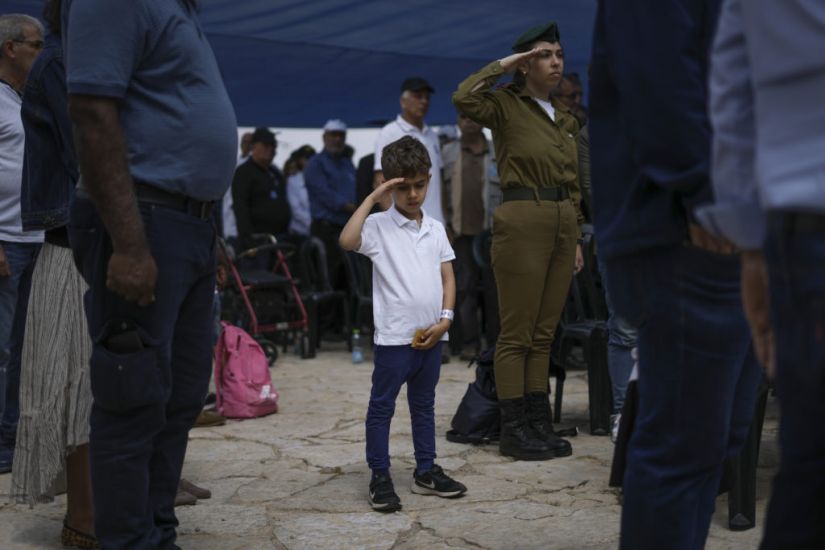 Hecklers Interrupt Israel Prime Minister’s Memorial Day Speech On Unity