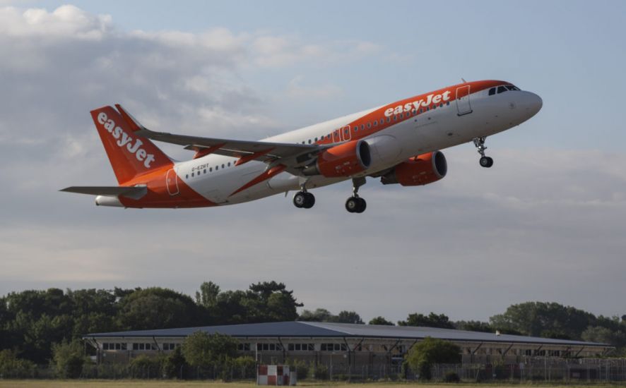 Easyjet To Tackle Staff Shortages By Removing Seats From Planes