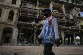 Havana Hotel Death Toll At 31 As Dogs Search For Survivors