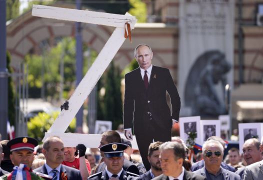 ‘Z’ Sign Shown Off As Serbs Stage Pro-Russia Marches Amid Victory Day Ceremonies