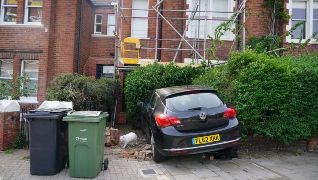 Car Crashes Into Garden Of Boris Johnson’s South London Townhouse