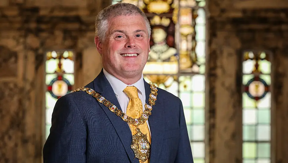 Long Installed As New Lord Mayor Of Belfast – For Three Weeks