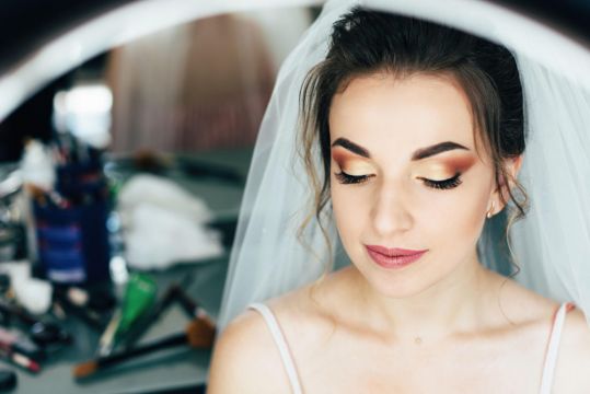 5 Things Every Bride Needs To Know When Planning Their Wedding Make-Up